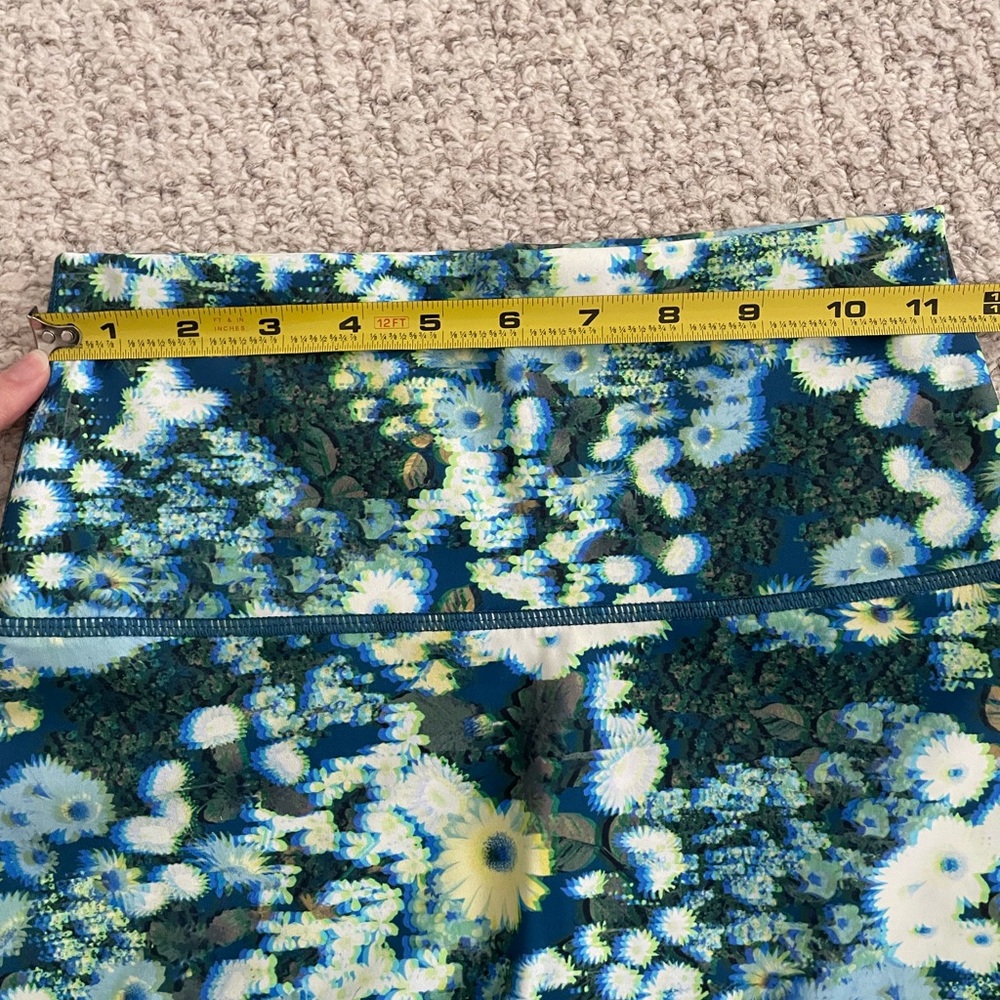 OFFLINE Aerie Blue Green Floral 3D Trippy blurry Activewear Set Bra Biker Shorts - Picture 15 of 16